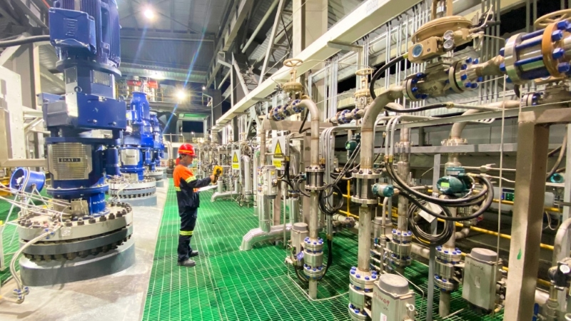 泽拉夫尚新建500吨/天加压氧化厂投料试生产